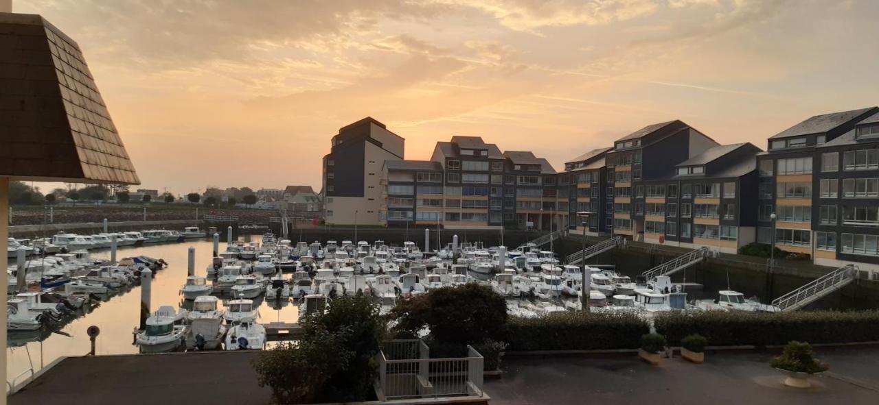 La Boussole Apartment Courseulles-sur-Mer Bagian luar foto